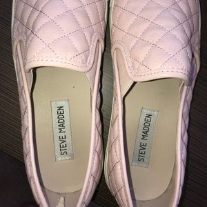 STEVE MADDEN SLIP ONS